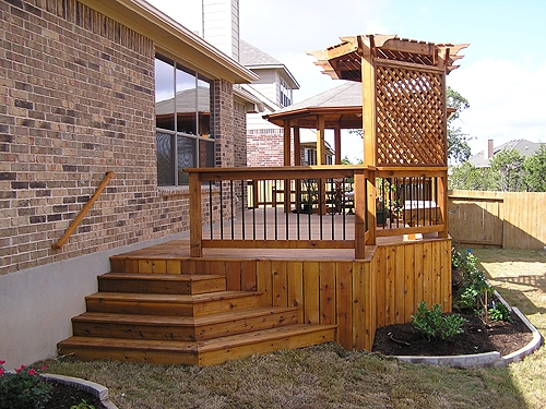 Cedar Arbor with Cedar Privacy Screen