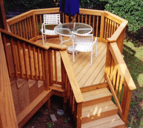 Eye-Catching Octagonal Landing Deck 