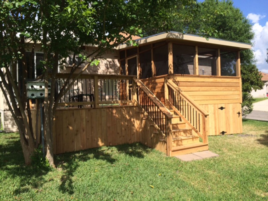 Cedar Screened Enclosure with Cedar Deck