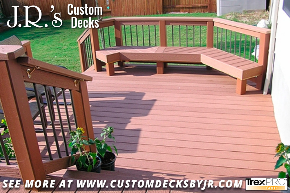 Trex Composite Deck with Built-In Seating